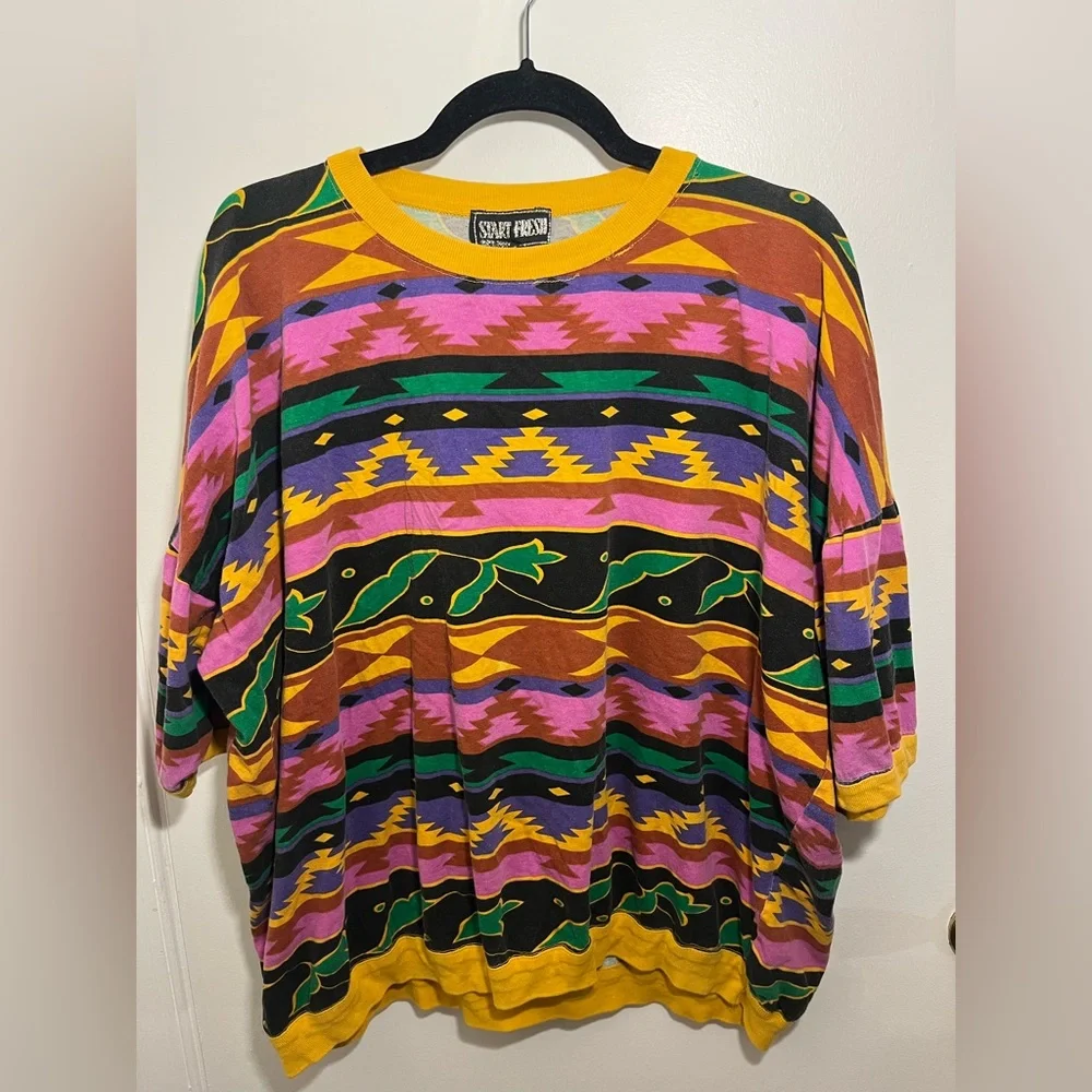 Start Fresh Vintage Geometric Tee - Picture 3 of 6